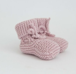 Doosje vol leuks,  baby girl  booties