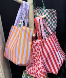 Canvas shopper roze/rood, JUF (inclusief verpakking, minikaartje en sticker)