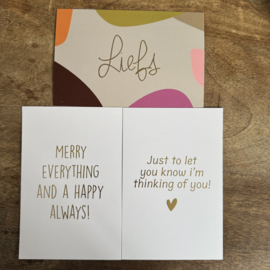 Doosje vol leuks 'Thinking of you/Merry everything/Liefs' (walnoot)