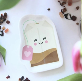 Theetipje en 5 zakjes thee, inclusief minikaartje JUF of neutraal kaartje.