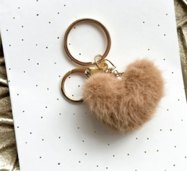 Fluffy sleutelhanger bruin met minikaartje 'soms heb je gewoon een dikke knuffel nodig'