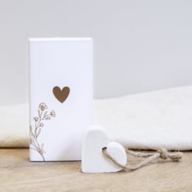Little giftbox met hart zeep 'hartje'
