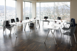 Wiesner Hager Yuno stapelbare tafel