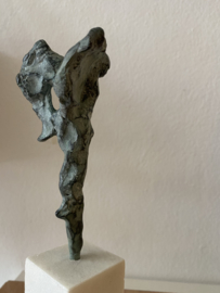 Engeltje in brons - Nathalie IJzerman