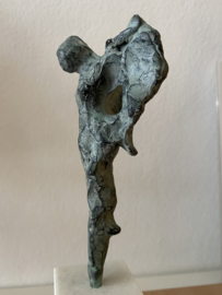 Engeltje in brons - Nathalie IJzerman