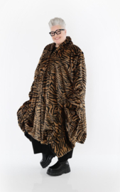 AKH oversized winterjas in ballonvorm van zware bontkwaliteit gevoerd