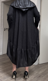 SASHA Diva oversized viscose A-lijn jurk  zwart/stretch