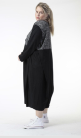 AKH oversized viscose jurk met zakken apart stretch zwart /grijs