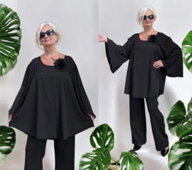 ITALIA oversized A-lijn blouse met broche zwart/gevoerd