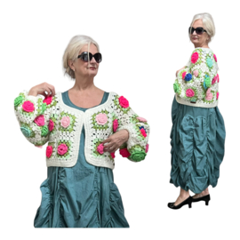 AGE oversized  acryl lotusbloemen patchwork korte vest, handgemaakt