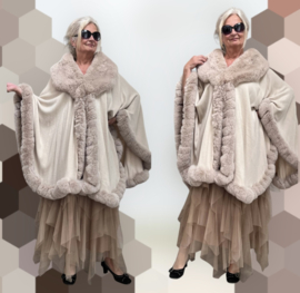 MM Sweet gebreid super zacht omslagdoek/poncho met bont