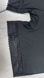 ITALIA korte legging met KANT zwart
