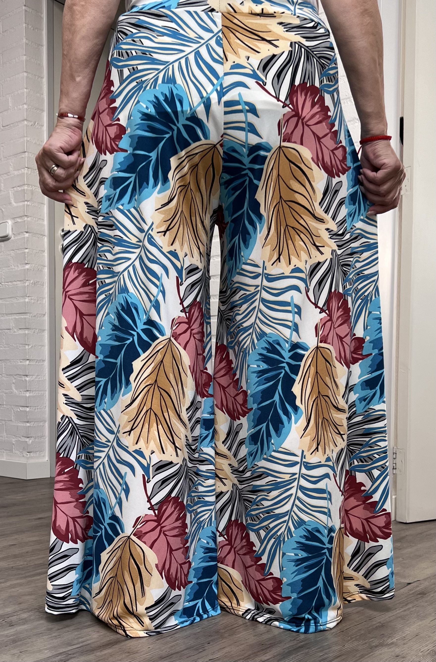 ITALY Mode jersey viscose  wijde broek apart /zeer rekbaar