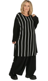 AKH oversized gebreide tuniek/poncho  apart stretch zwart/wit