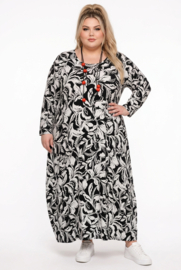 AKH oversized viscose ballon jurk zwart/wit