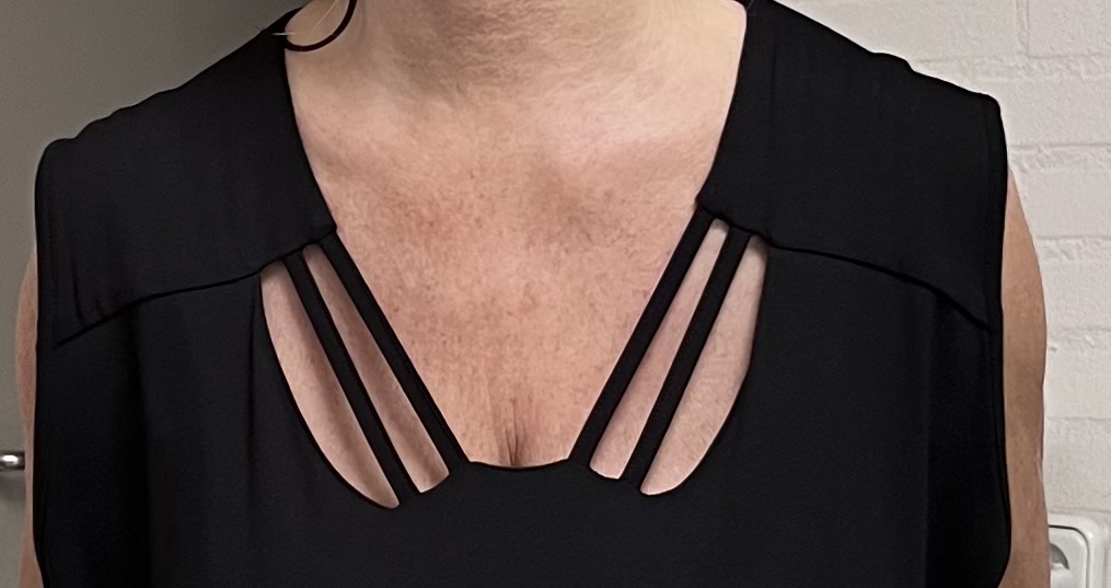 New Jersey viscose A-lijn tuniek met aparte decolleté/ stretch/zwart