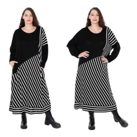 AKH oversized gebreide  tuniek/jurk  apart stretch zwart/wit