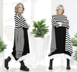 AKH oversized gebreide A-lijn tuniek/jurk  apart stretch zwart/wit