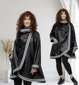 dYb oversized, zwarte tussenjas in eco leerlook met witte strepen