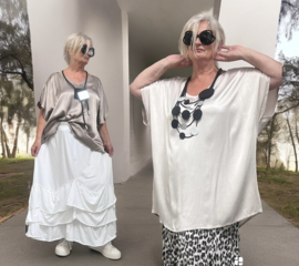 ITALIA  oversized  satijnen viscose top apart /in meerdere kleuren