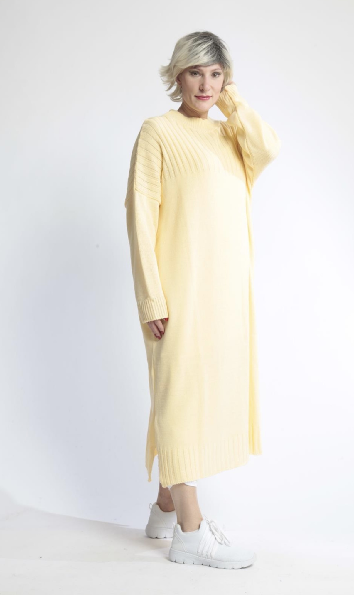 AKH gebreide oversized tuniek/jurk  apart stretch