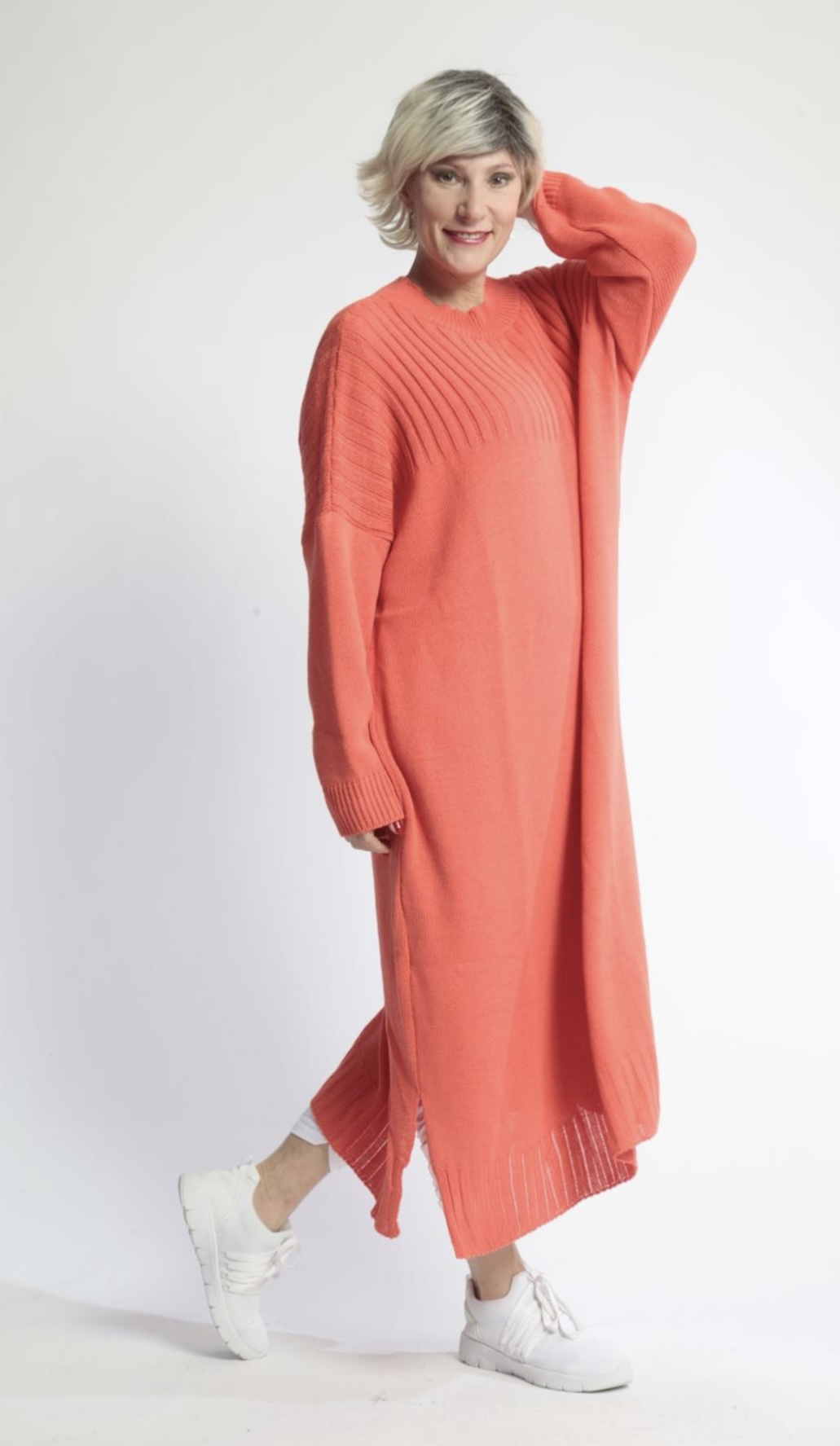 AKH gebreide oversized tuniek/jurk  apart stretch