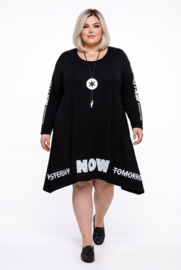 Naveed oversized viscose A-lijn jurk/tuniek / stretch/zwart/wit