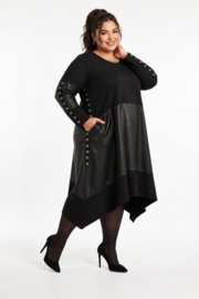 SASHA GRANDE oversized A-lijn jurk met inzet van eco leder/stretch/premium kwaliteite zwart
