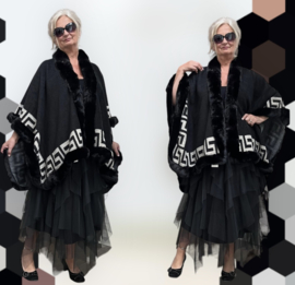 ITALIA  gebreid super zacht omslagdoek/poncho met bont zwart