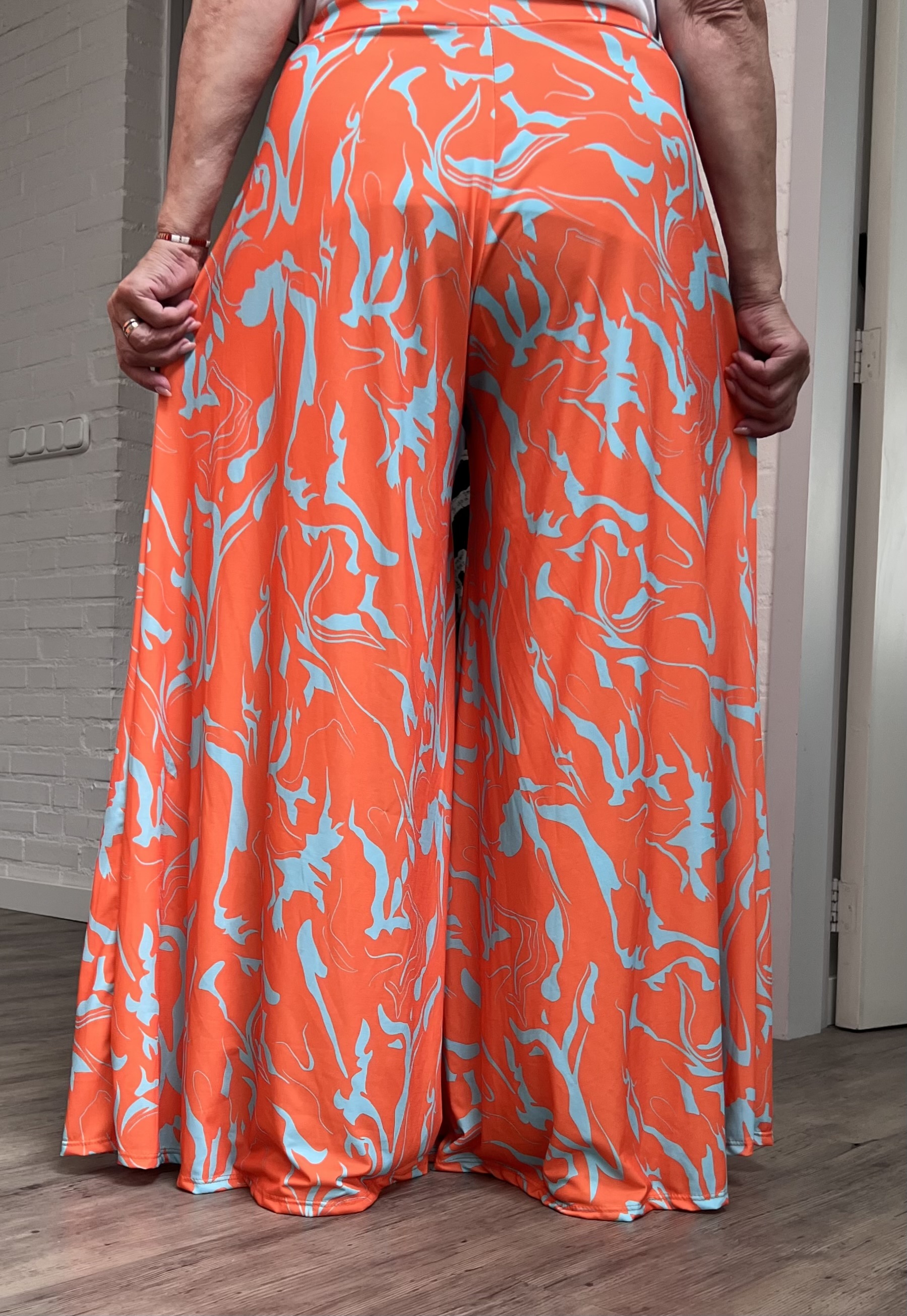 ITALY Mode jersey viscose  wijde broek apart /zeer rekbaar