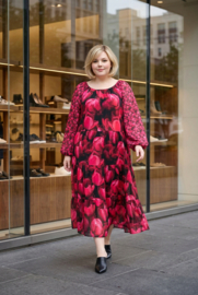 SASHA VIVIEN  chiffon met een vleugje zijde jurk gevoerd