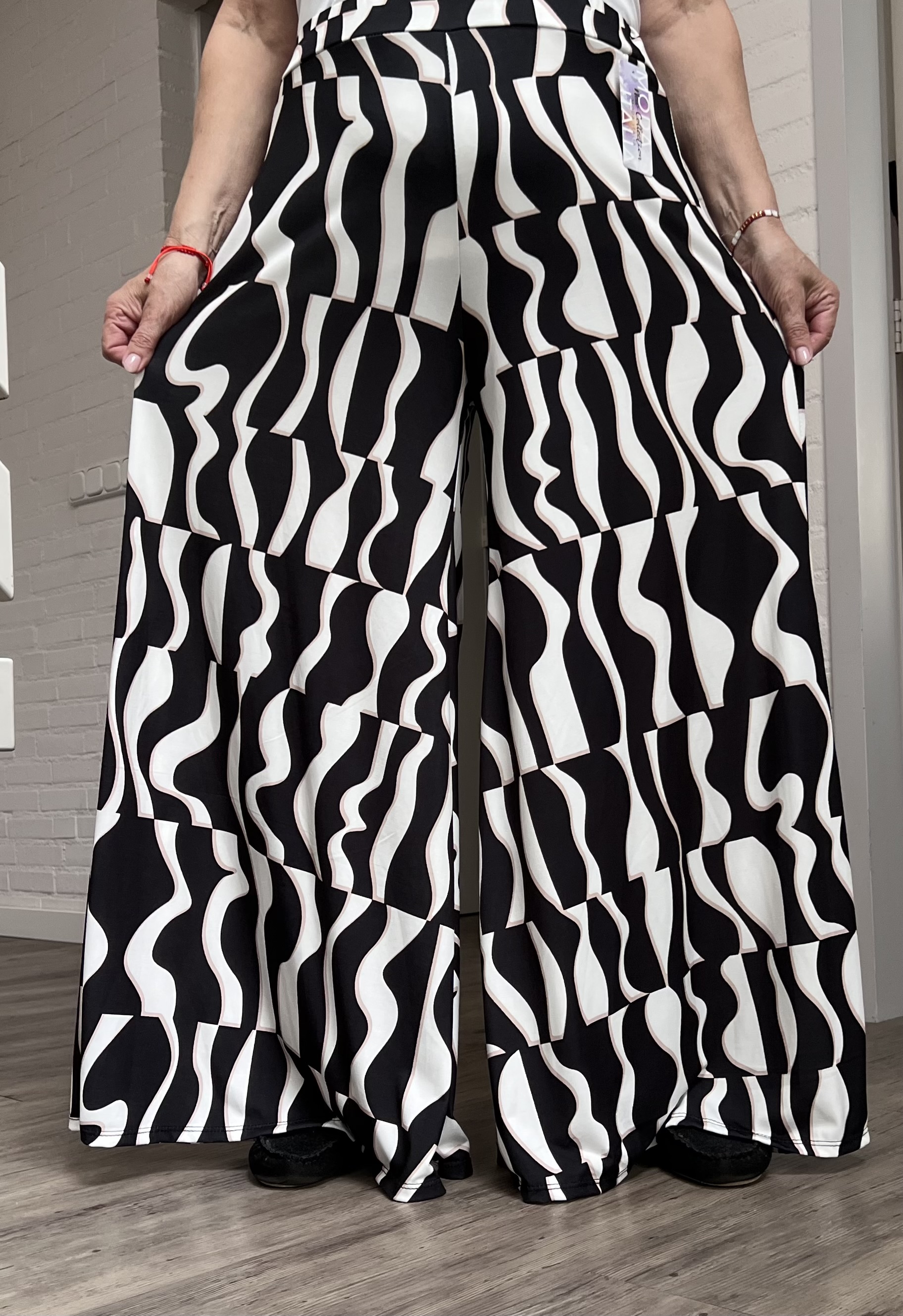 ITALY Mode jersey viscose  wijde broek apart /zeer rekbaar/zwart/wit/beige