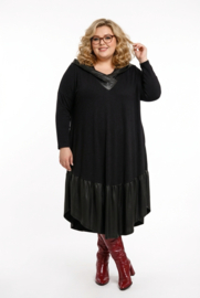 SASHA LENA oversized viscose A-lijn jurk zwart/stretch