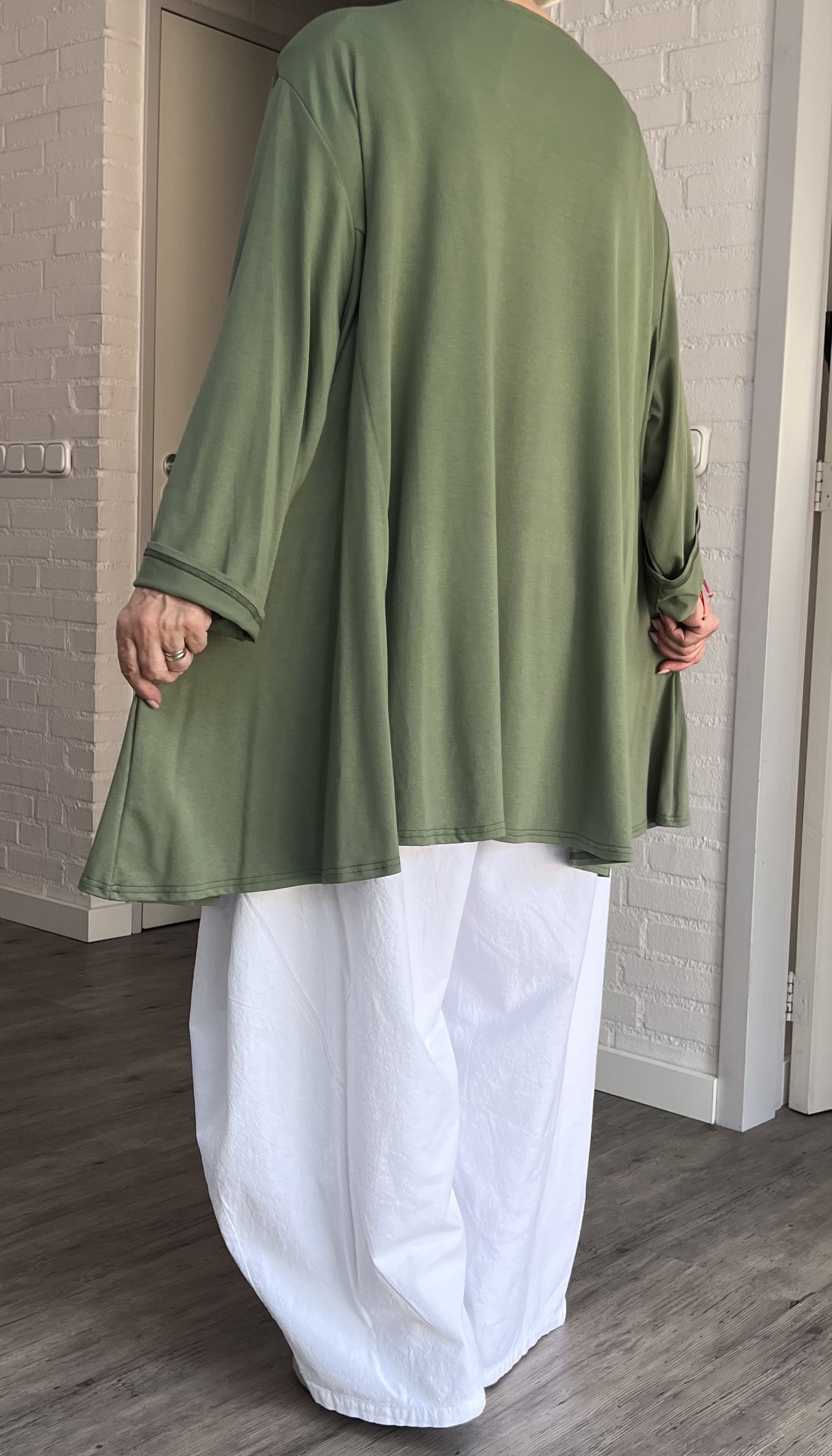 New Jersey oversized viscose A-lijn tuniek met aparte decolleté / stretch