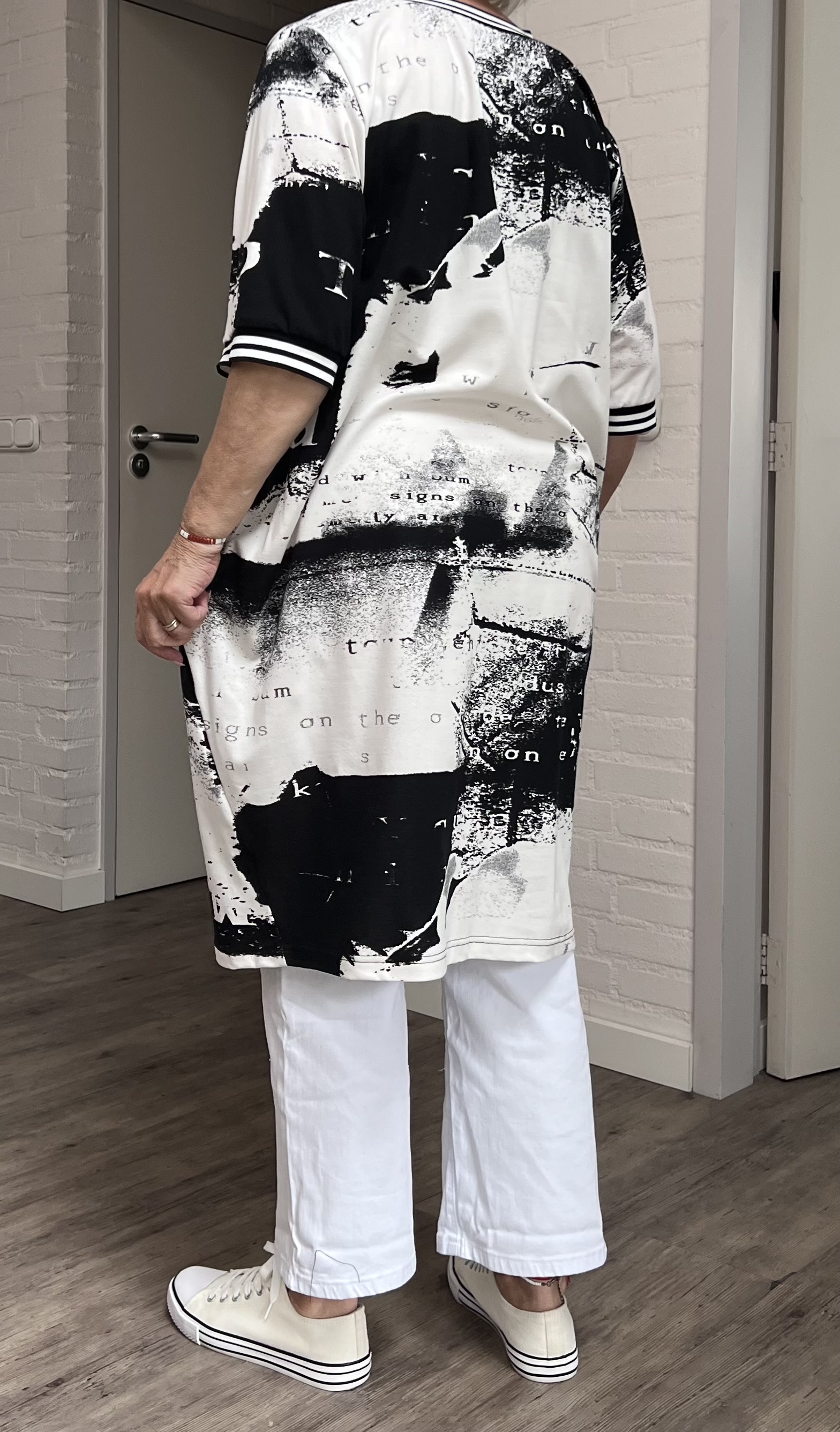 Ophilia katoen met zakken jurk/ stretch/zwart/wit