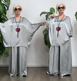 ITALIA chique viscose/satijn setje top + broek apart /in meerdere kleuren