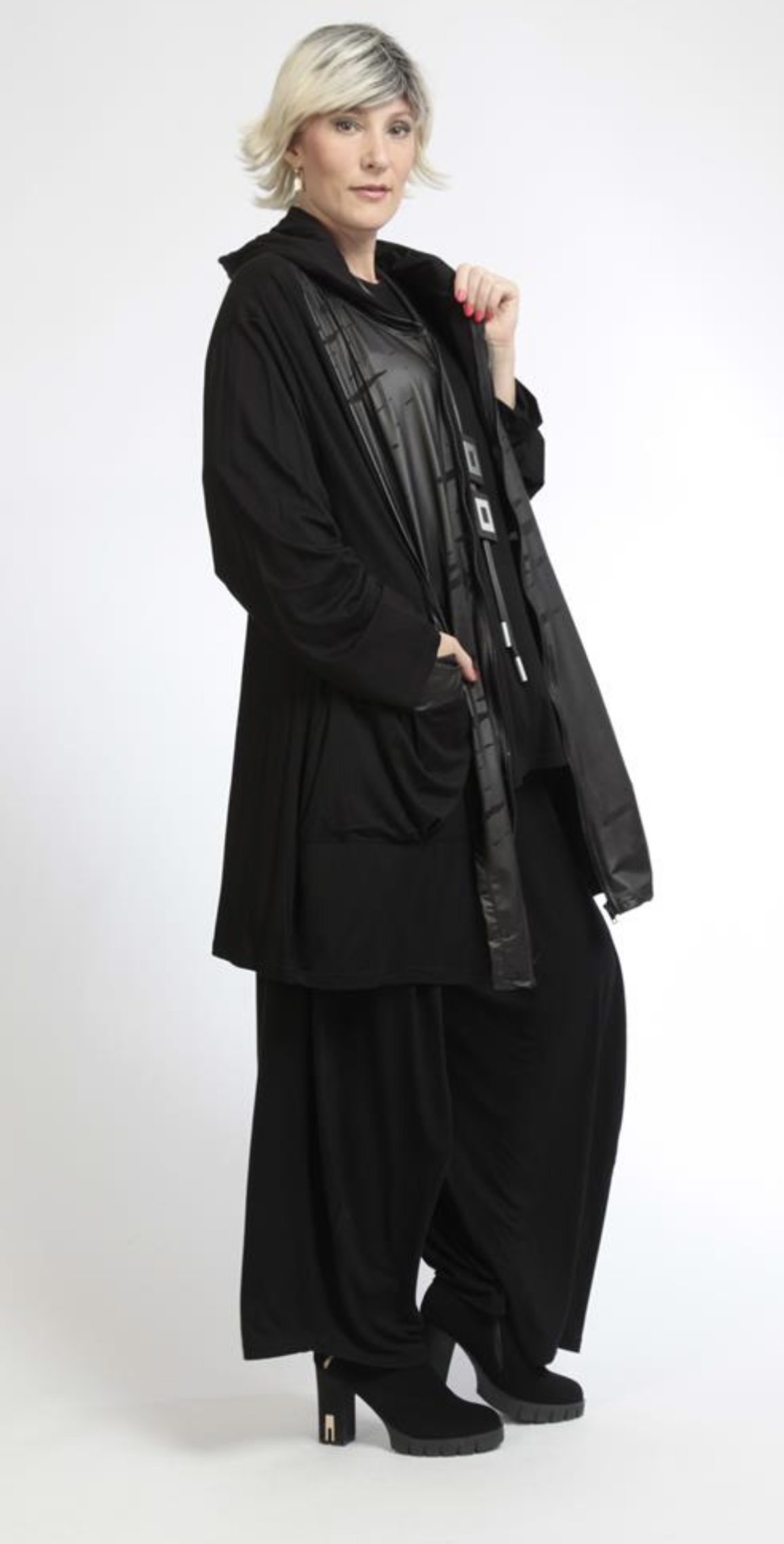 AKH oversized viscose A-lijn blazer/vest met rits  zwart stretch