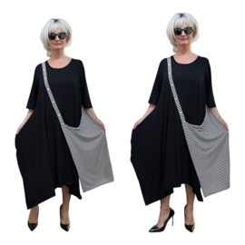 Naveed  viscose jersey A-lijn jurk stretch zwart/wit