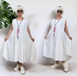 AKH oversized linnen mix A-lijn jurk  apart