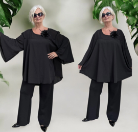 ITALIA oversized A-lijn blouse met broche zwart/gevoerd