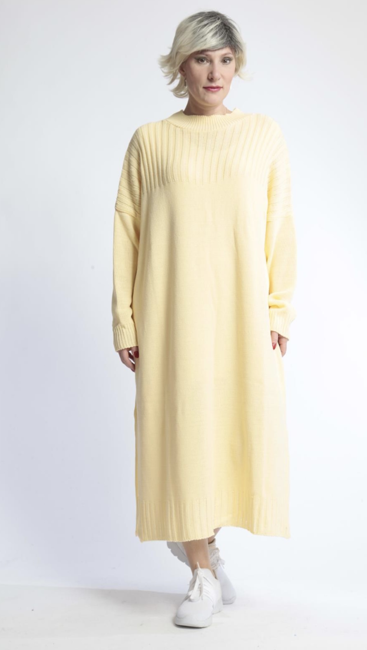 AKH gebreide oversized tuniek/jurk  apart stretch