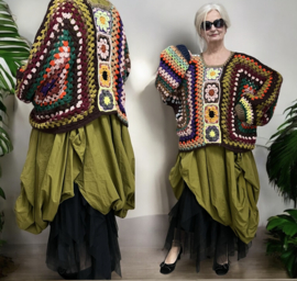 AGE oversized acryl patchwork  lotusbloemen top, handgemaakt