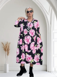 SASHA SONA oversized viscose jurk met zakken  / stretch/ zwart