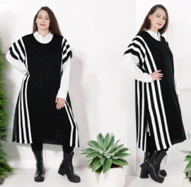 AKH oversized gebreide  tuniek/jurk  apart stretch zwart/wit