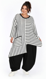 AKH oversized gebreide tuniek/jurk  apart stretch wit/zwart