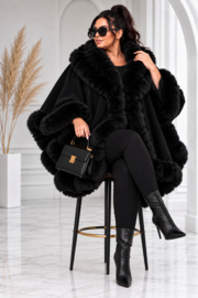 ITALIA MODA gebreid super zacht omslagdoek/poncho met bont/zwart