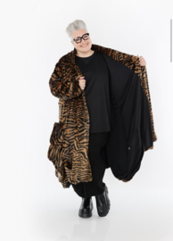 AKH oversized winterjas in ballonvorm van zware bontkwaliteit gevoerd