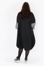 AKH oversized viscose ballon jersey jurk  apart/stretch zwart/wit