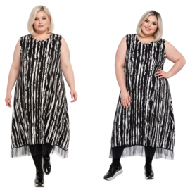 AKH oversized viscose jersey jurk apart/stretch zwart/wit