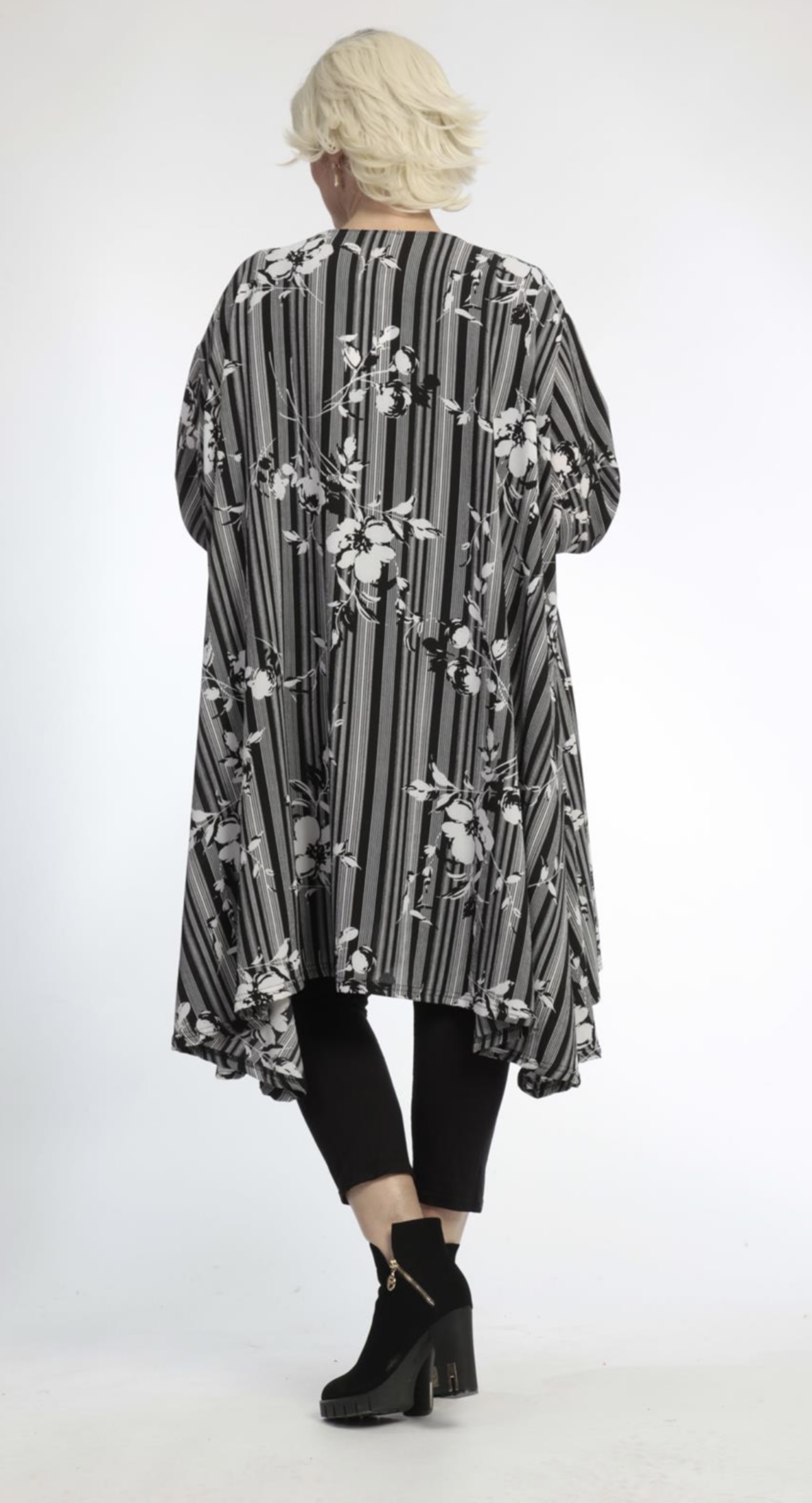 AKH viscose mix oversized A-lijn tuniek/blouse zwart/wit